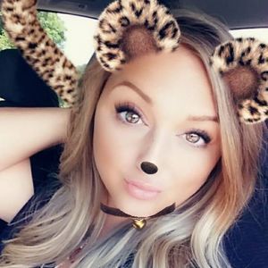 Meet your Posher, Brittney